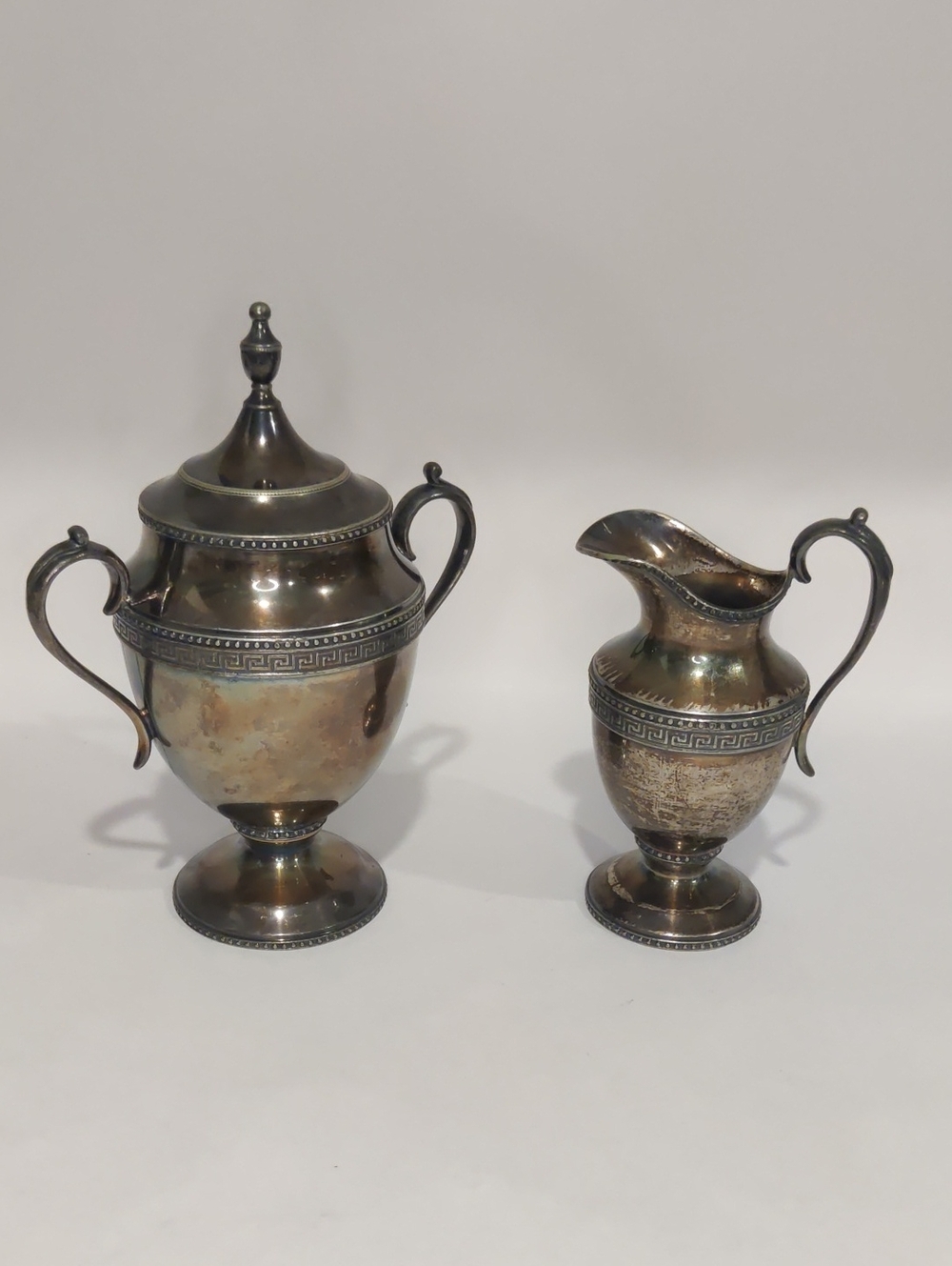 VintageMiddletown Plate Co.1790 Silver-Tone Decorative Sugar Bowl and Creamerset